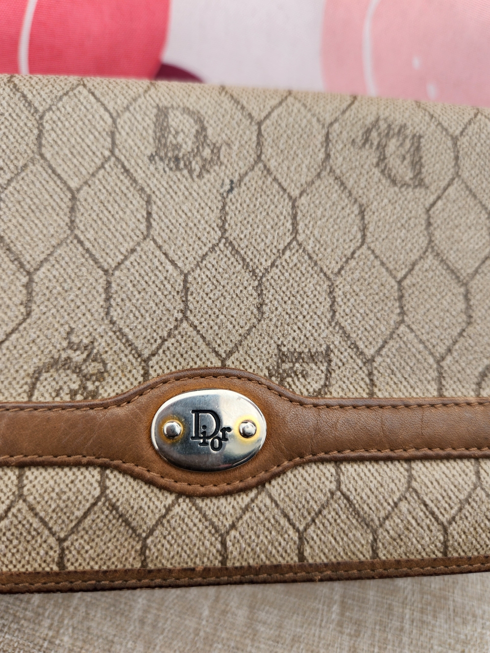 Authentic Christian Dior Beige and Brown Patterned VINTAGE Women's Clutch Wallet - Picture 2 of 14